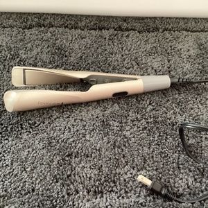 Remington Hair Straightener - Silver and Cream